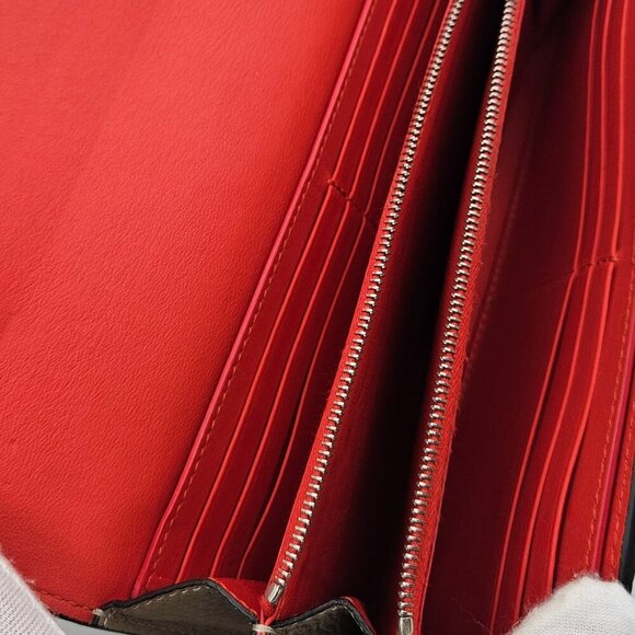 Céline Beige Large Flap Wallet in Grained Calfskin - Picture 12 of 17